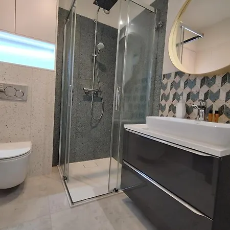 Mye - Piotrkowska 44 *